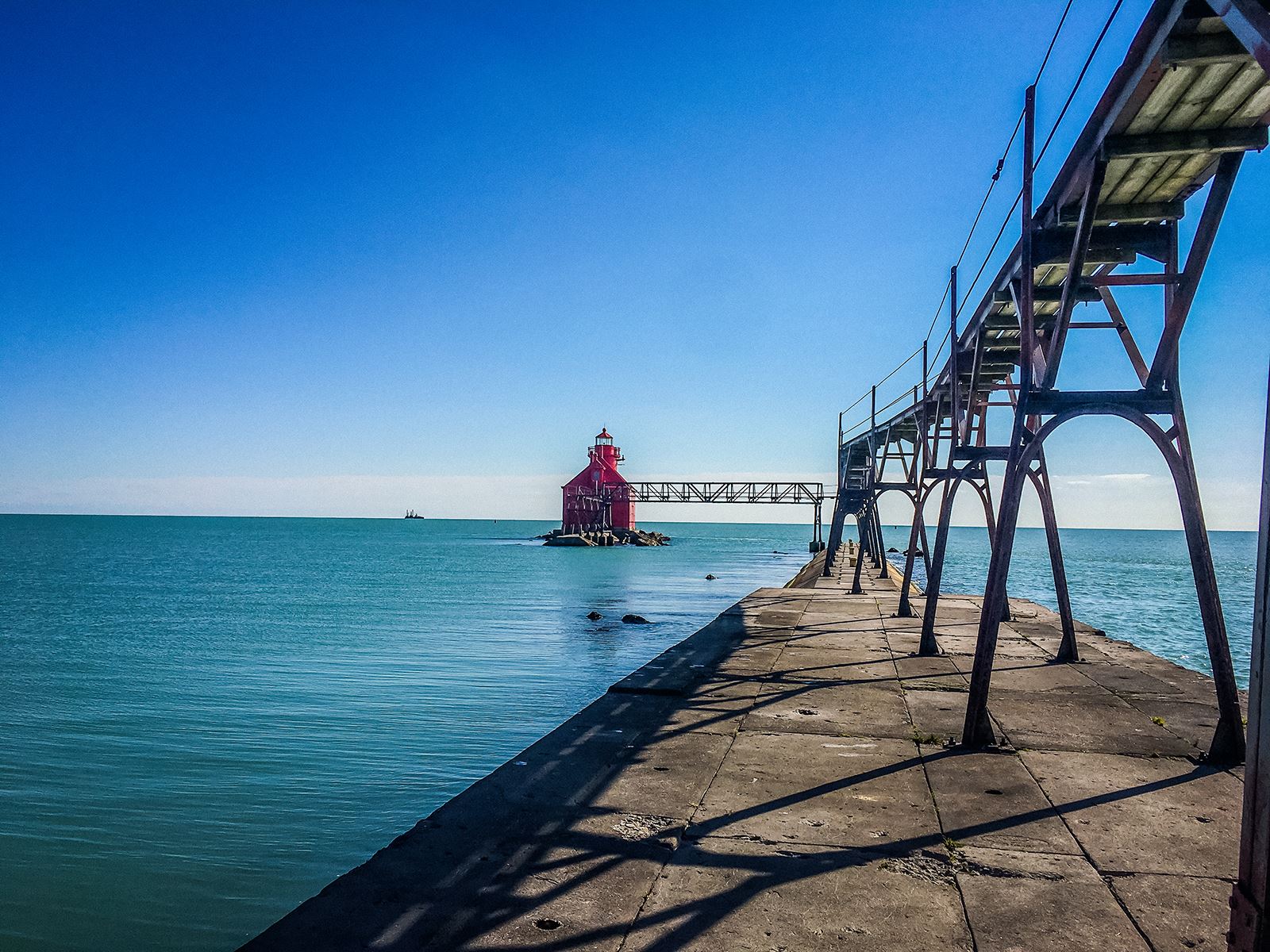 Sturgeon Bay Ship Canal Lighthouse